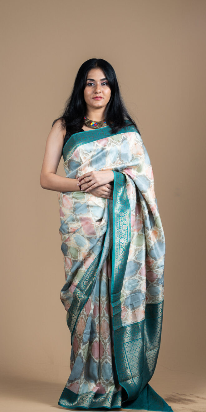 Royal Pastel Rangkar Mashru Banarasi Silk Saree with Intricate Zari Detailing